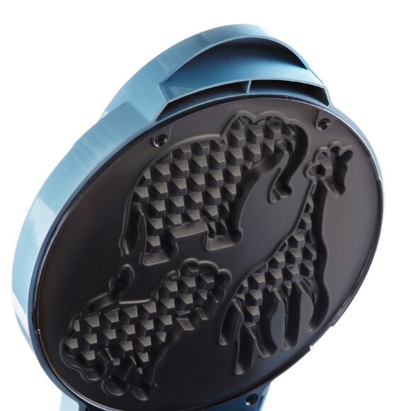 Animal Waffle Maker for Kids by Brentwood — 3 Mini Animal Shapes, Non-Stick, 100 - Picture 3 of 3